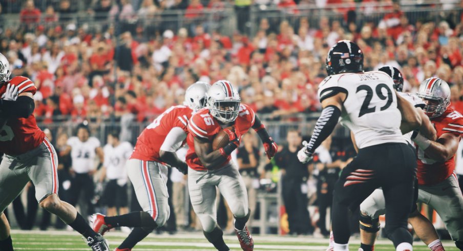 Ezekiel Elliott's not a replica of Carlos Hyde, but he doesn't need to be.