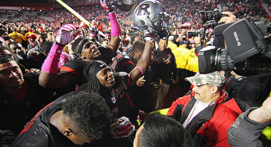 Rutgers will look to upset heavy-favorite Ohio State in Columbus. 