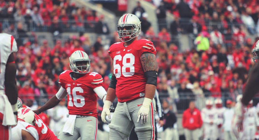 Taylor Decker and J.T. Barrett squad up vs. Rutgers