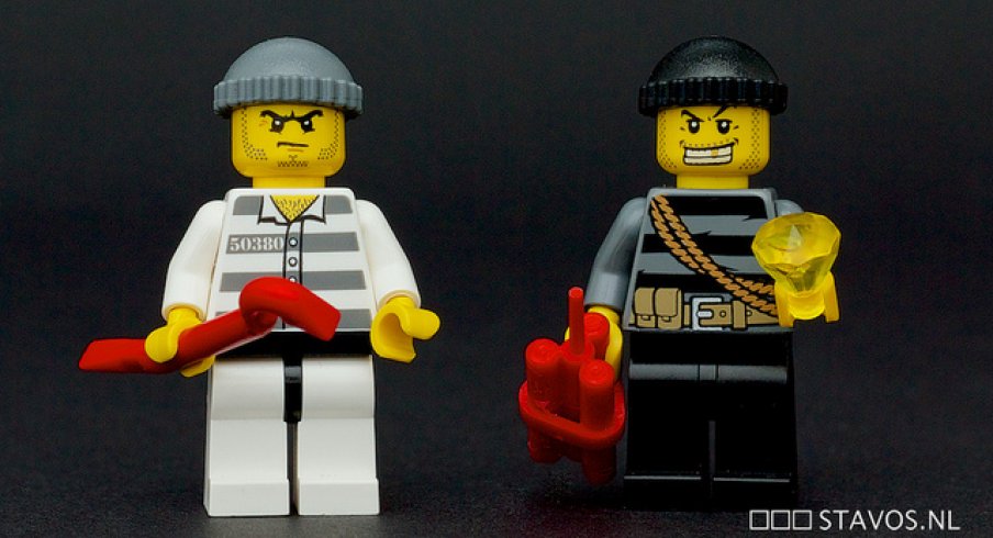 burglar legos