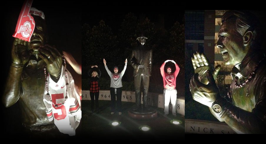 Ohio State fans clowning on the Nick Saban and Bear Bryant statues in Tuscaloosa as they make their way to New Orleans.