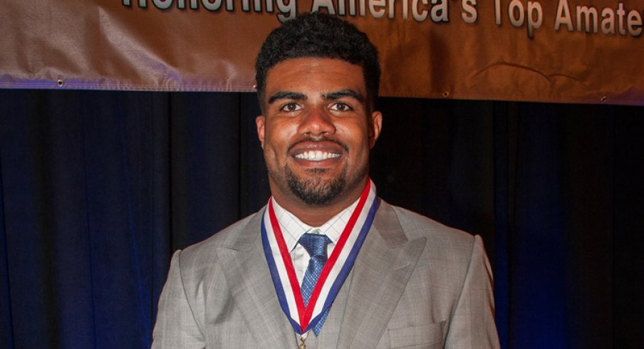 Ezekiel Elliott just won the prestigious Sullivan Award.