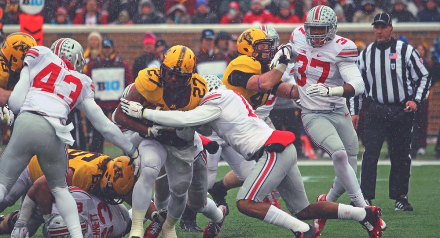 Vonn Bell takes down David Cobb in snowy Minneapolis.