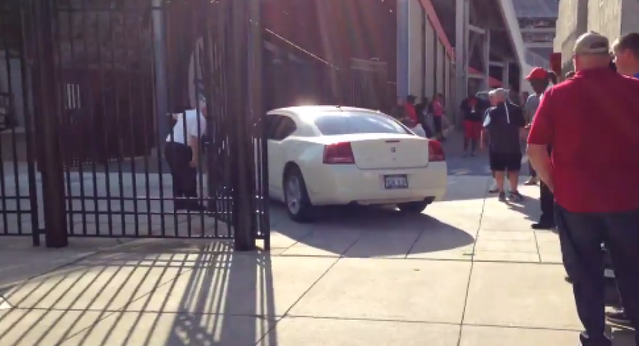 Cardale Jones and Tyvis Powell arriving at the Shoe.