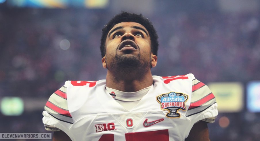 Ezekiel Elliott is violent even without the ball in his hands.