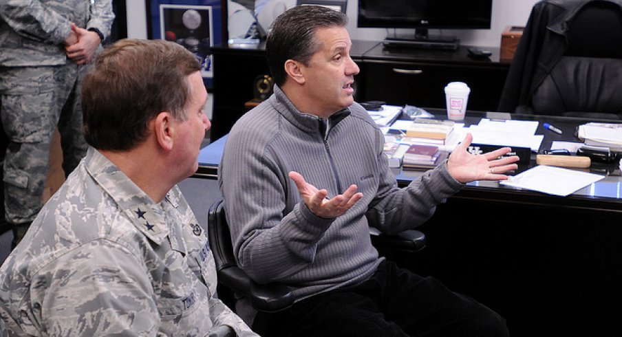 John Calipari chops it up with Kentucky national guard