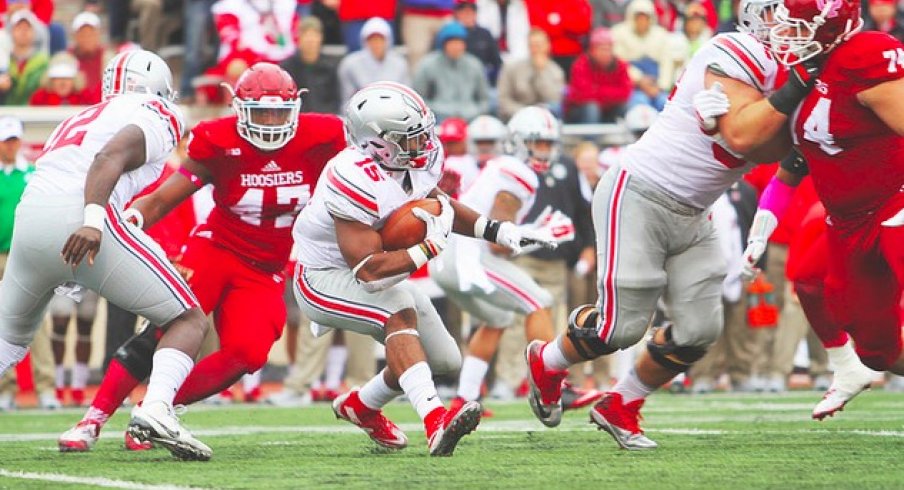 Ezekiel Elliott named Walter Camp National Player of the Week