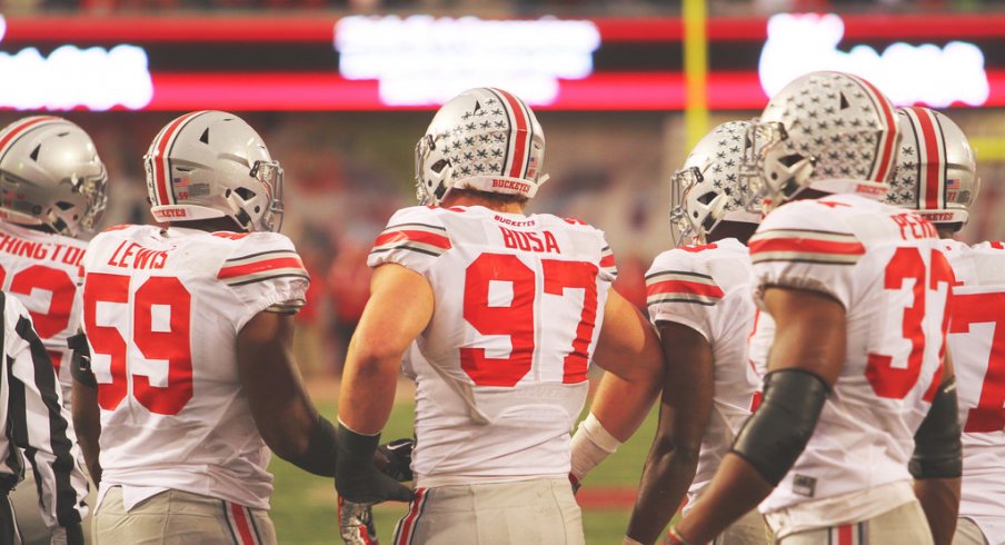 Ohio State's defense huddles against Indiana