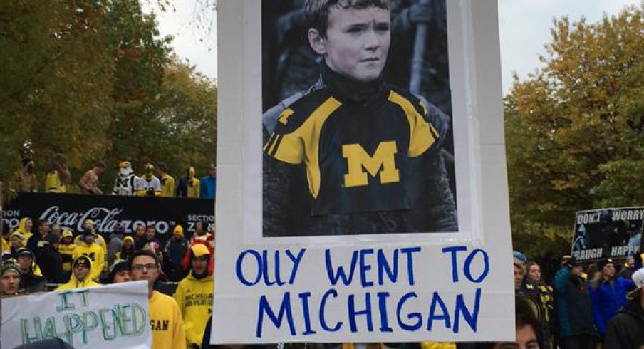 College GameDay sign roundup Oct. 17.