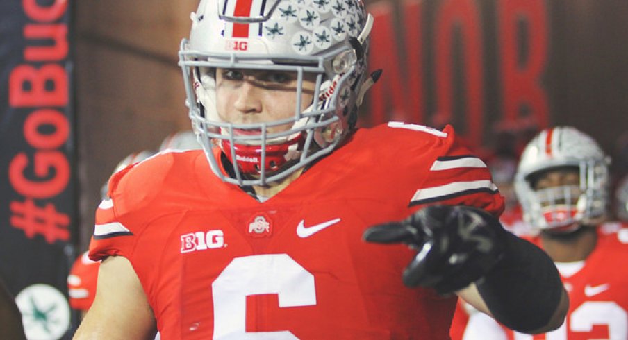 Sam Hubbard wants YOU to read this Skull Session.