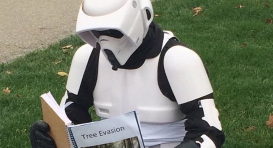 Stormtrooper reading on the Oval.