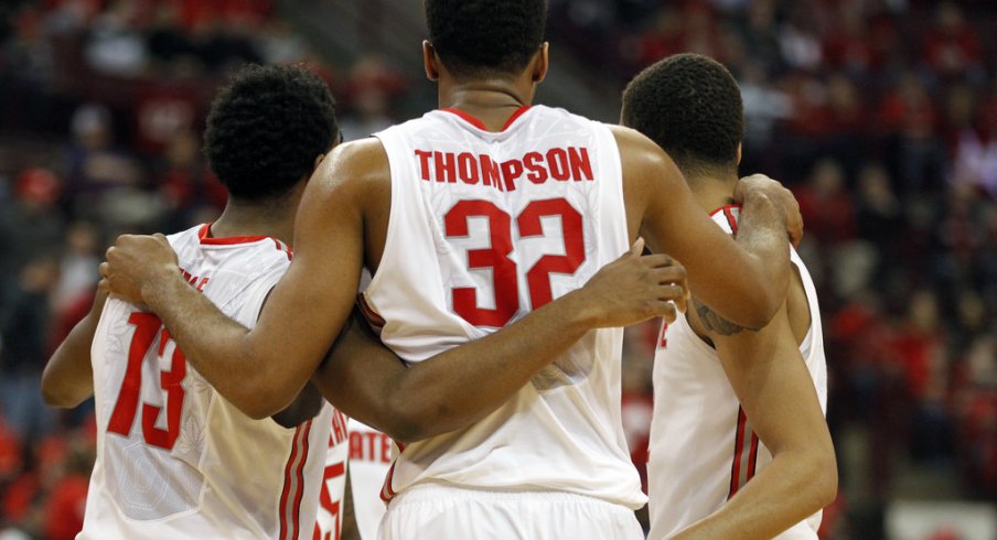 Ohio State huddles during its loss to Maryland.