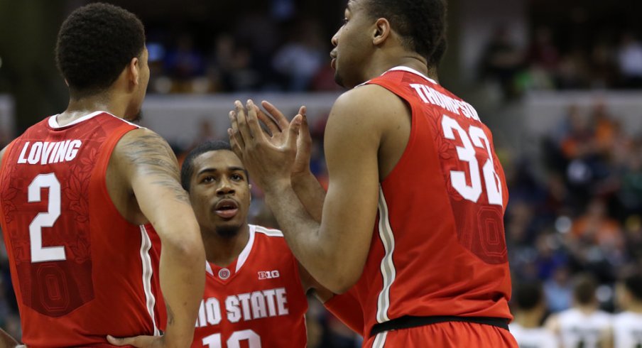 Ohio State huddles against Michigan State