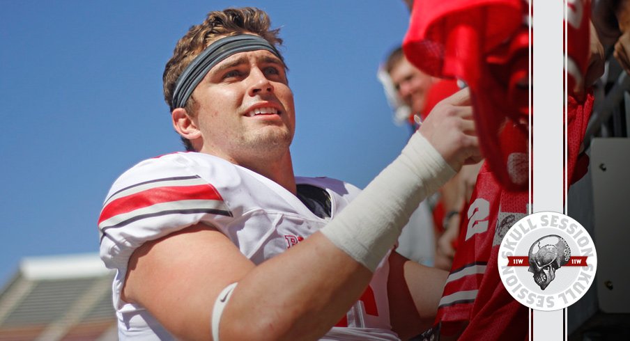 Sam Hubbard signs autographs for the August 5th 2016 Skull Session.