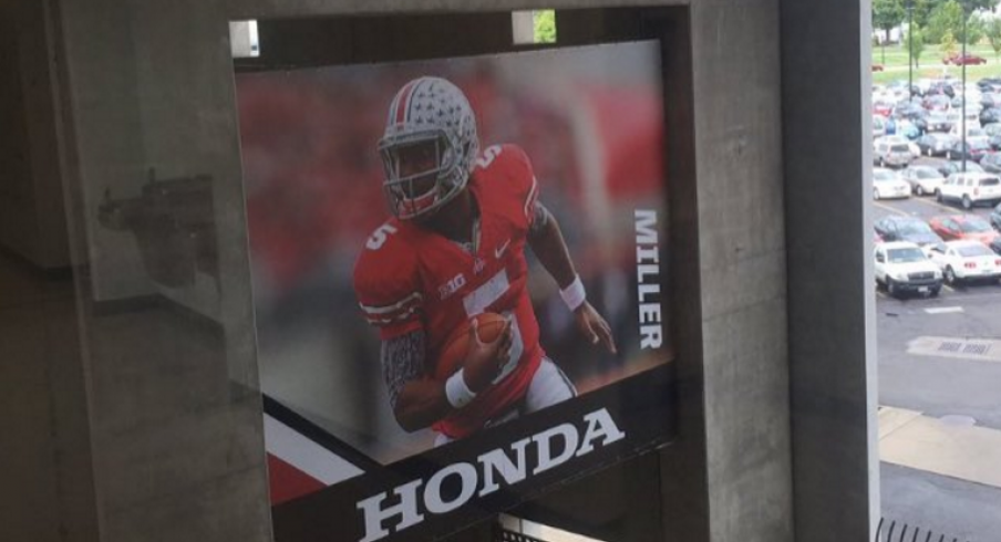 Braxton Miller honored in the Horseshoe.