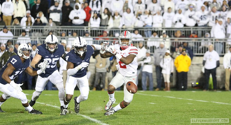 Dontre Wilson drops a pass. 