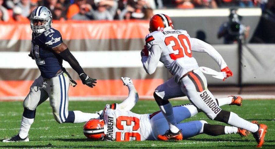 Ezekiel Elliott runs roughshod over the Browns.