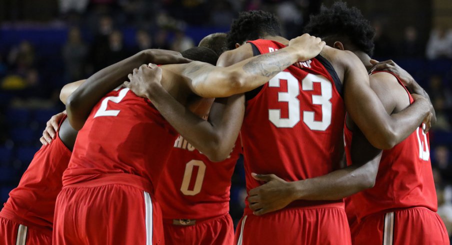 Ohio State huddles prior to taking on Navy on Friday.