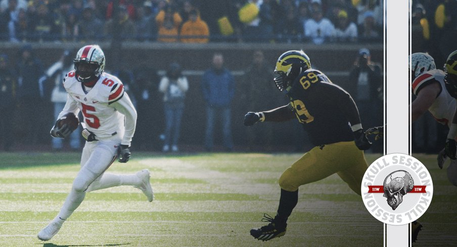 Braxton Miller beats No. 69 to the pylon for the November 22nd 2016 Skull Session.
