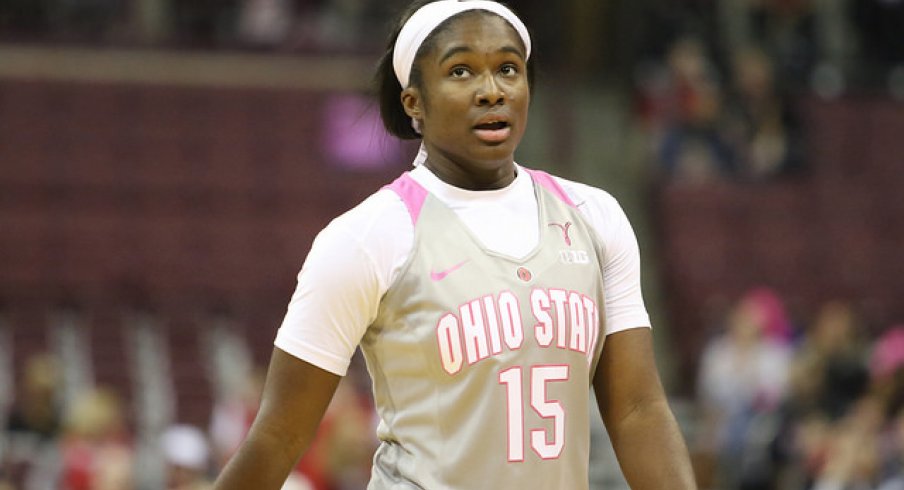 Linnae Harper had a near-triple double against her former team.