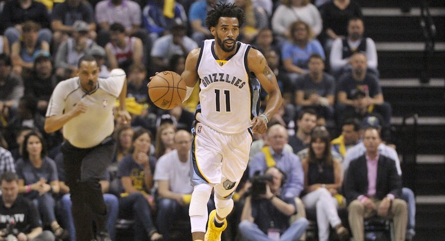 Mike Conley scored a playoff career-high 35 points to down the Spurs.