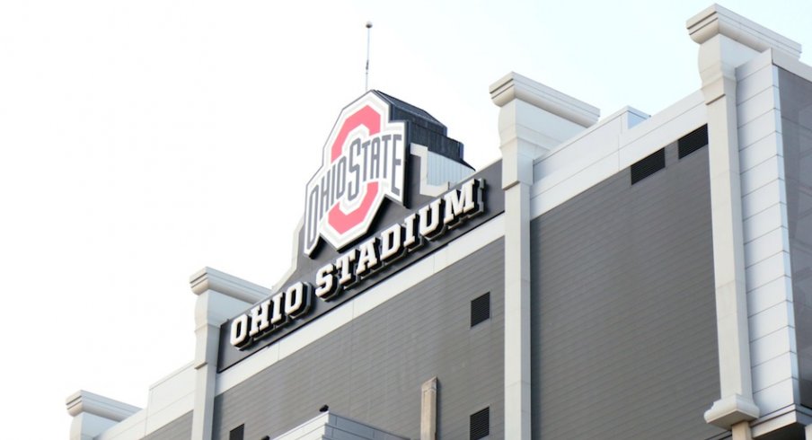 Ohio State sues Verizon over Ohio Stadium wifi.