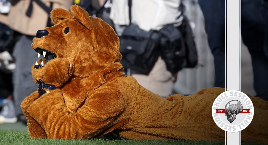 Nittany Lion looks at the October 26th 2017 Skull Session