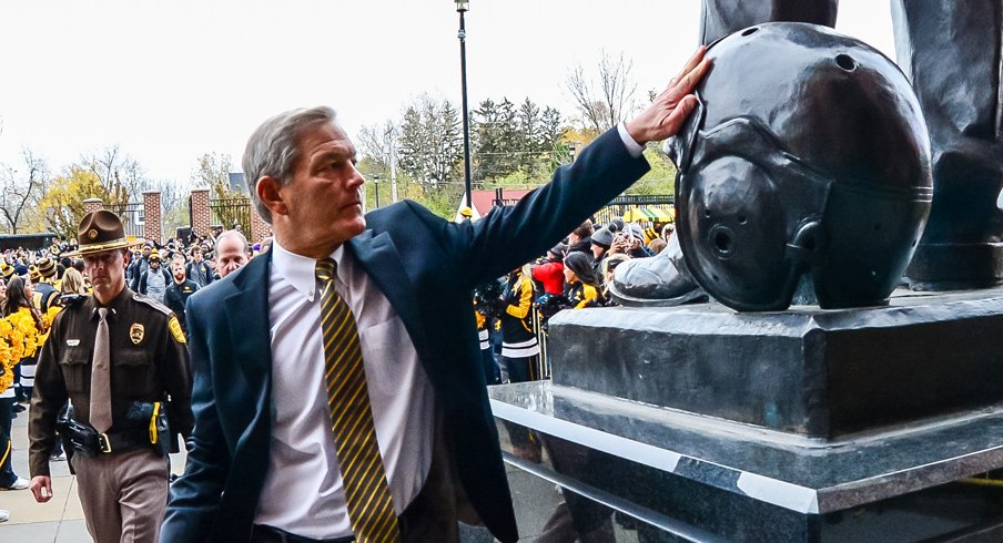 Kirk Ferentz getting rolled