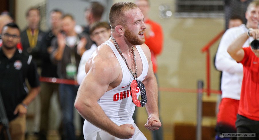 Kyle Snyder celebrates with the Ohio State wrestling team's "pin chain."