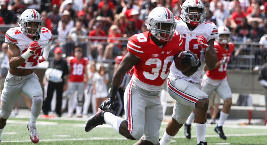 Demario McCall runs the ball in Ohio State's 2017 spring game.