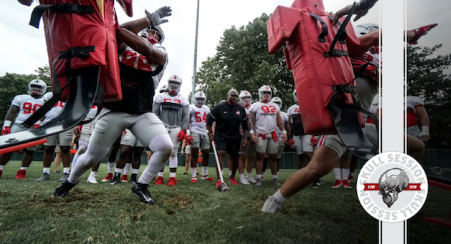Dre'Mont Jones and Nick Bosa shed blocks into the Monday Skull Session.