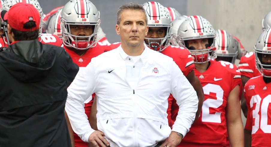 Urban Meyer and the Buckeyes before Saturday's win over Michigan.