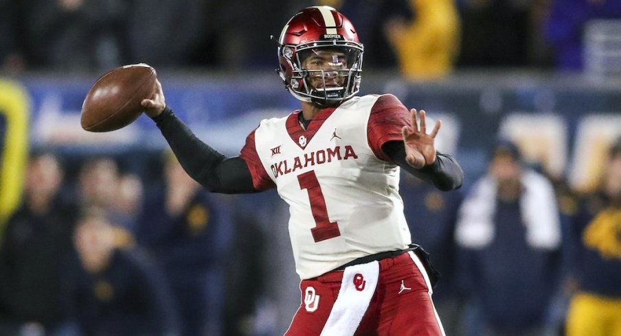 Kyler Murray throws against West Virginia.