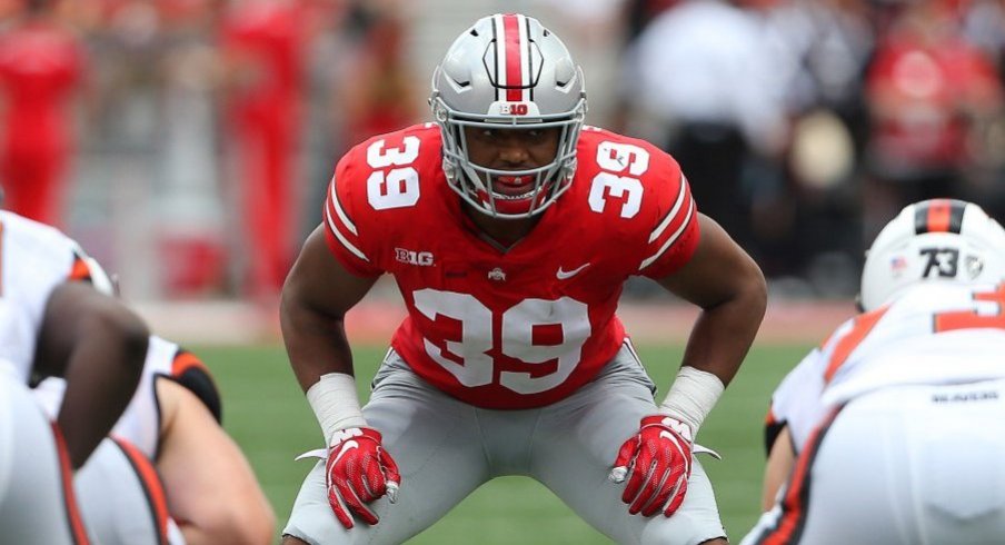 Malik Harrison opted to return to Ohio State for his senior season. 