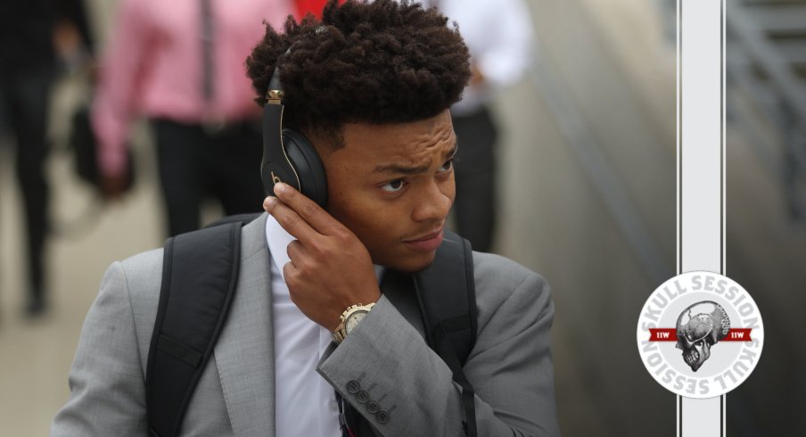 Justin Fields is listening to some tunes in today's skull session.