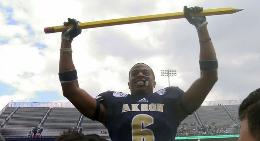 Behold Akron S Turnover Pencil College Football S Most Amazing Sideline Prop Eleven Warriors