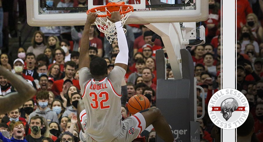 E.J. Liddell is hanging on the rim in today's skull session.