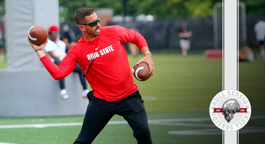 Brian Hartline is throwing some balls in today's skull session.