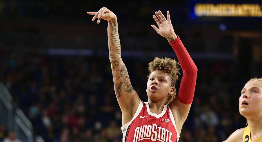 El baloncesto femenino de Ohio State completa la temporada regular de Michigan con una victoria de 74-61 sobre los Wolverines en Ann Arbor