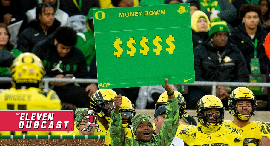 Oregon Ducks football sideline