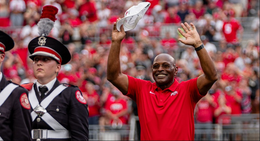 Watch Ohio State Legend Archie Griffin Dot the 'i' During Halftime of the  Akron Game | Eleven Warriors