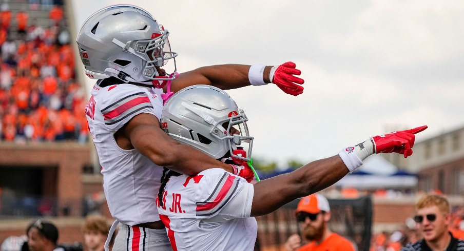 Ohio State defensive backs Davison Igbinosun (left) and Jermaine Mathews Jr. (right)