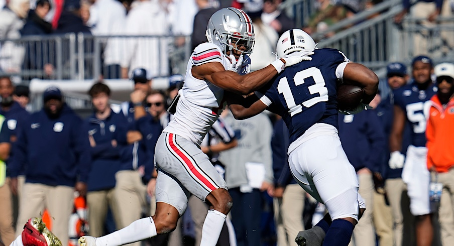 Davison Igbinosun tackling Kaytron Allen