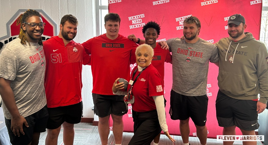 Ohio State offensive linemen, Devin McCuin at blood drive